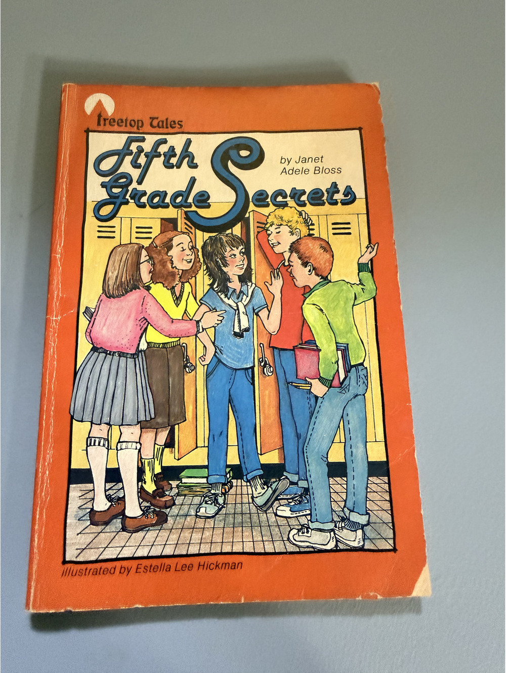 Fifth Grade Secrets by Janet Adele Bloss - Vintage 1985 Illustrated Hardcover